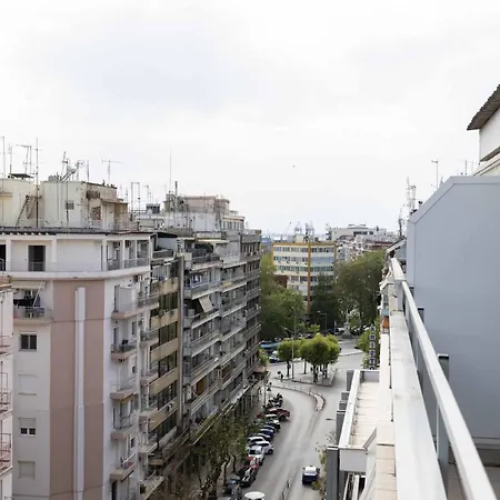 Daire Sunset Sky Lounge - Chic Penthouse In