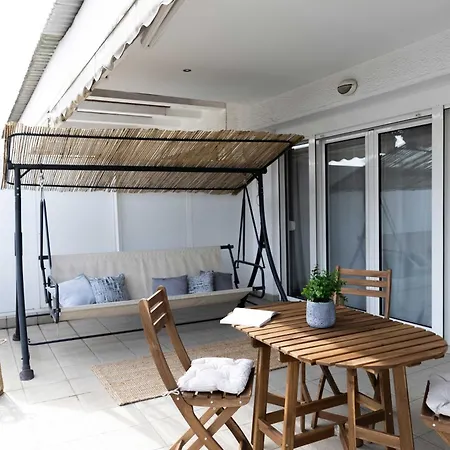 Sunset Sky Lounge - Chic Penthouse In Daire