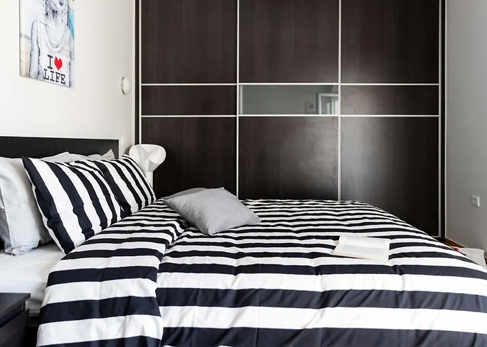 Sunset Sky Lounge - Chic Penthouse In Appartamento
