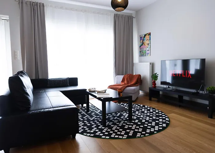 Sunset Sky Lounge - Chic Penthouse In Salonicco
