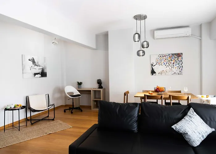 Sunset Sky Lounge - Chic Penthouse In *