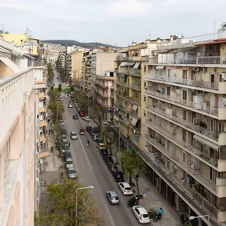 Sunset Sky Lounge - Chic Penthouse In