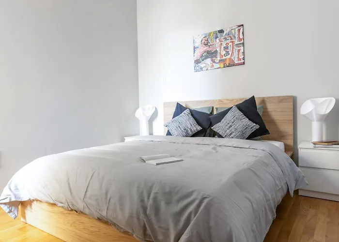 Sunset Sky Lounge - Chic Penthouse In דירה סלוניקי